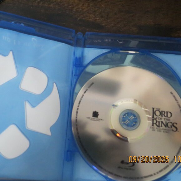 Lord of The Rings 3 Film Collection Blu Rays with Jewel Case - Picture 2 of 3